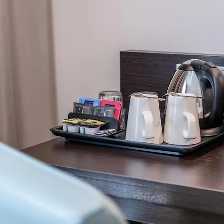 Premier Frankfurt Messe Hotel 3*