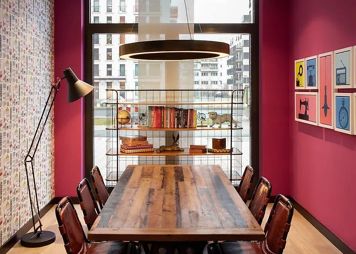 Szálloda Premier Frankfurt Messe